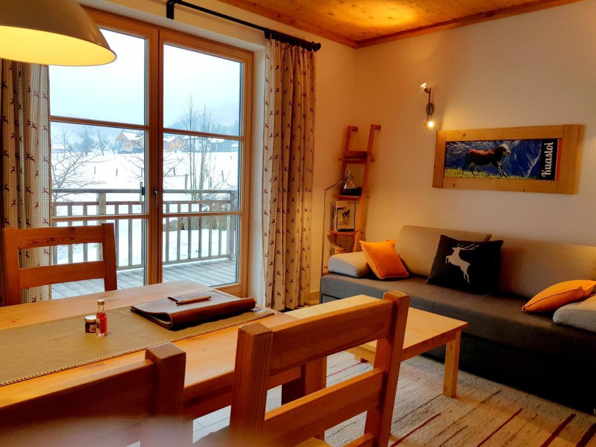 Appartements gosaukamm.com Gosau Exterior foto
