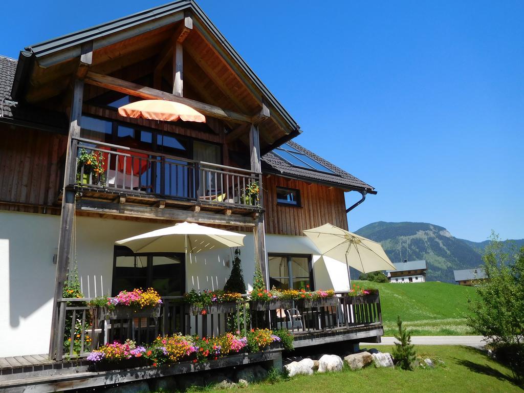 Appartements gosaukamm.com Gosau Exterior foto