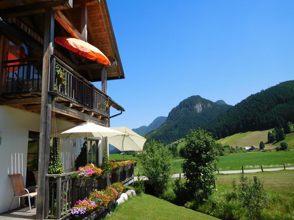 Appartements gosaukamm.com Gosau Exterior foto